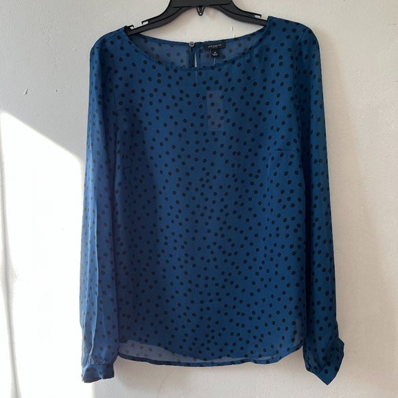 Ann Taylor NWT Chiffon Dot Print Blouse-Long Slv-Size Medium - Picture 1 of 4